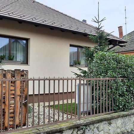 Aranypatak Apartmanhaz Szombathely Extérieur photo