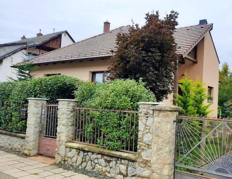 Aranypatak Apartmanhaz Szombathely Extérieur photo